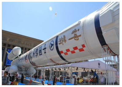 ���պ���